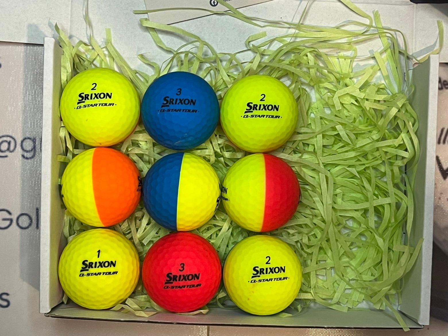 12 Srixon Q-Star Tour Divide